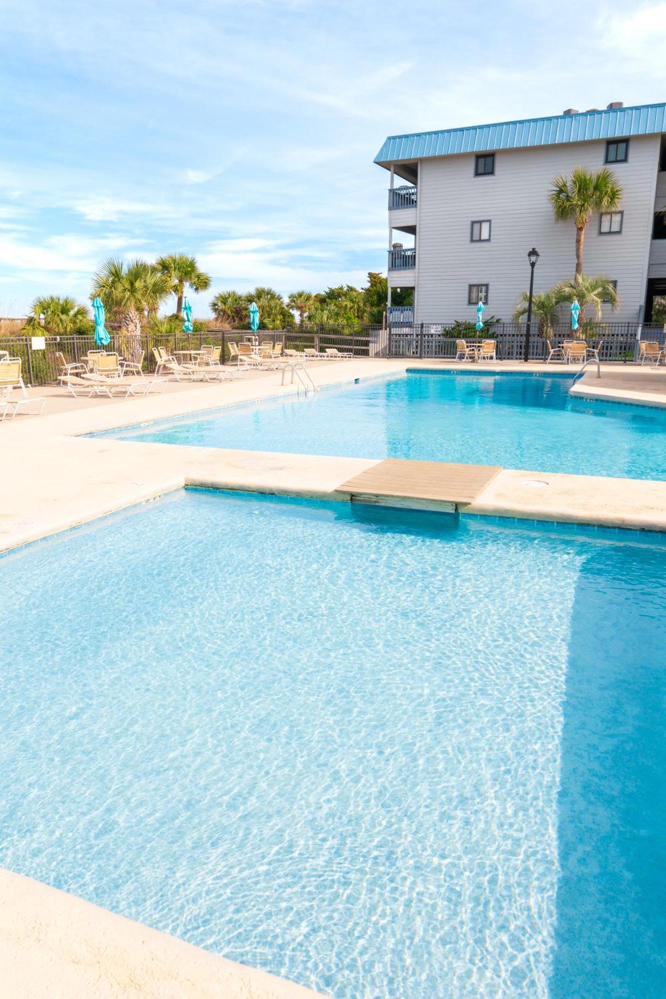 Private Balcony - Beach - Pool And Pickleball Apartment Tybee Island Exterior photo